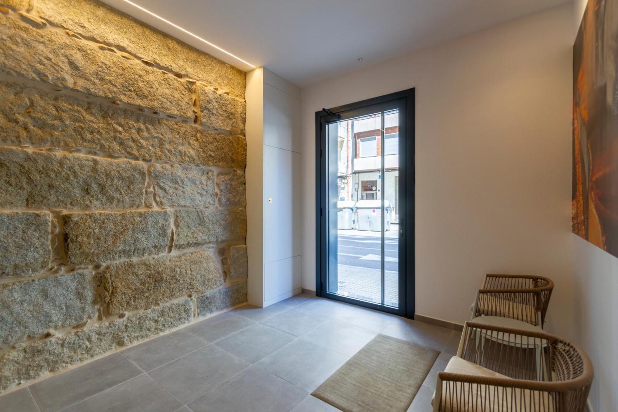 Urbanfive Apartamentos Ourense Centro Luaran gambar