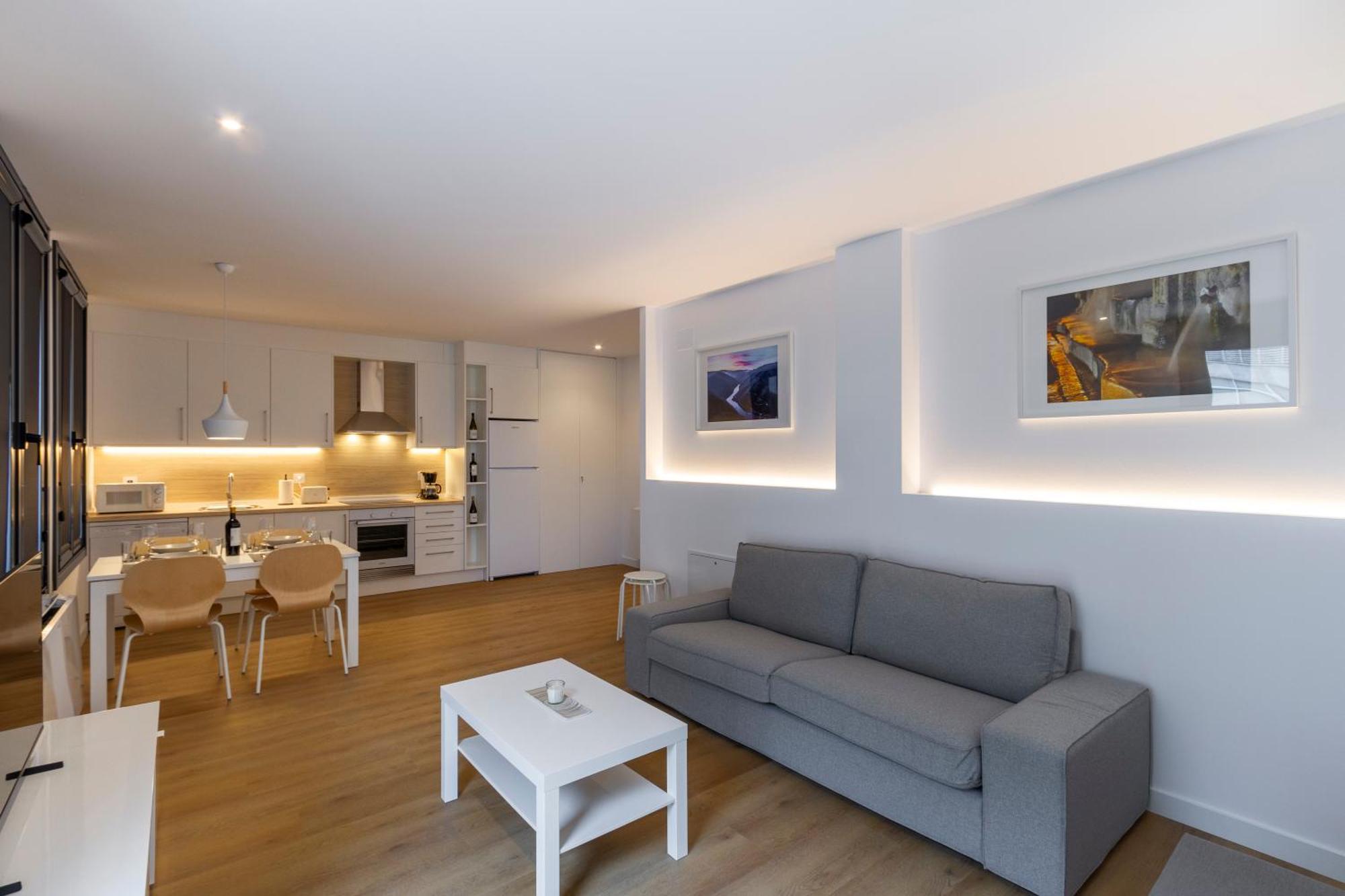 Urbanfive Apartamentos Ourense Centro Luaran gambar
