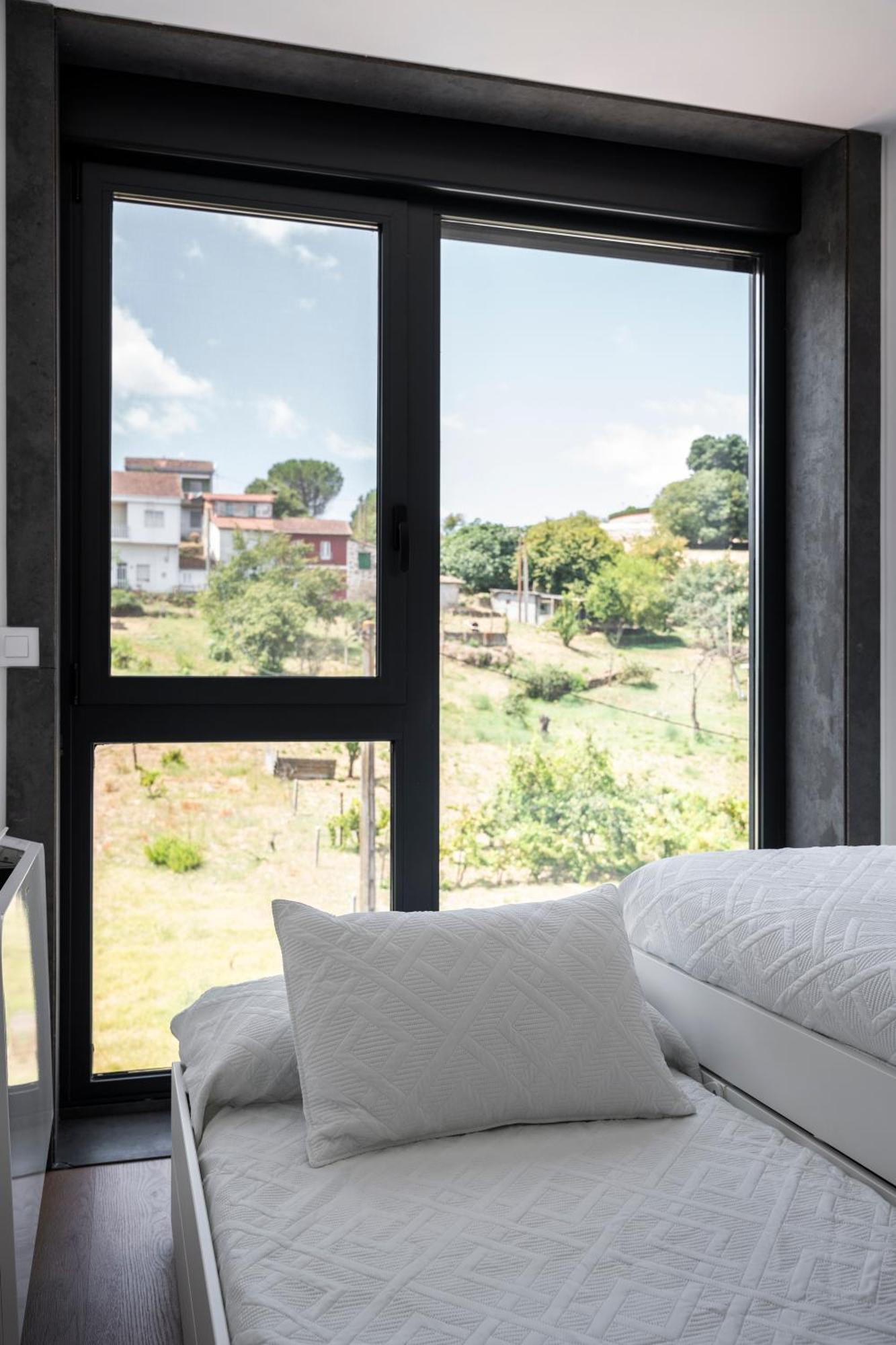 Urbanfive Apartamentos Ourense Centro Luaran gambar