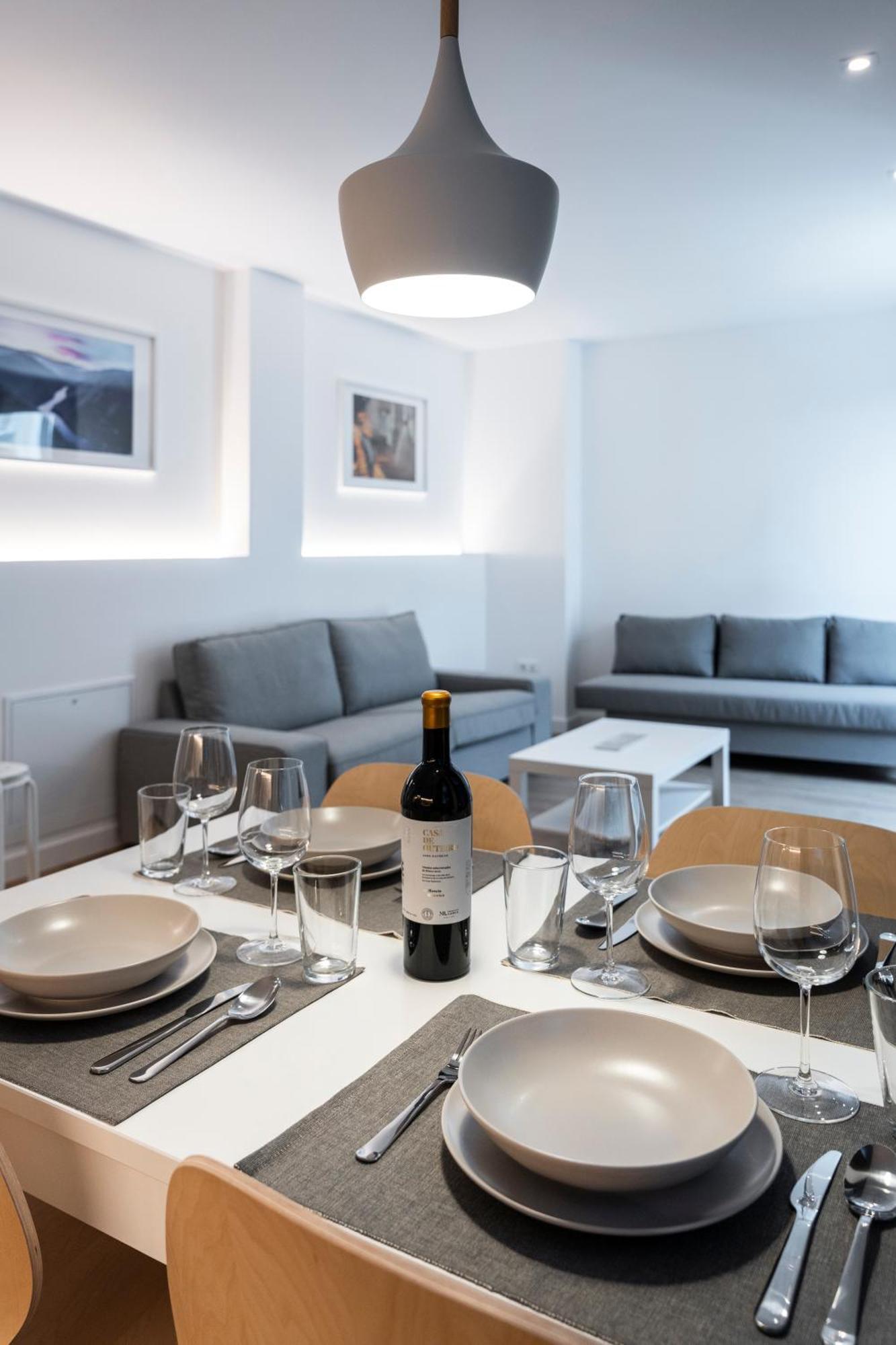 Urbanfive Apartamentos Ourense Centro Luaran gambar