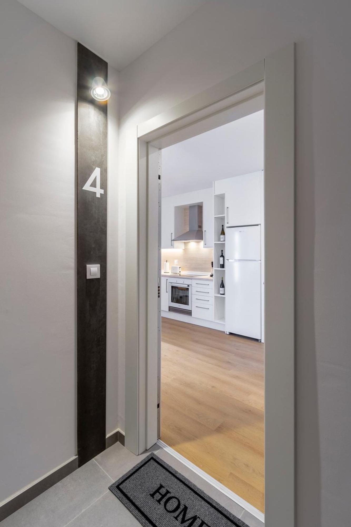 Urbanfive Apartamentos Ourense Centro Luaran gambar